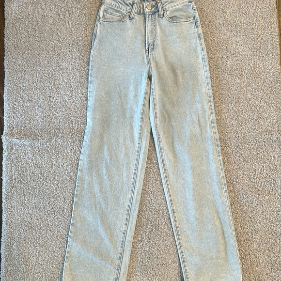 Women’s High rise baggy “dad jean” - Picture 2 of 7